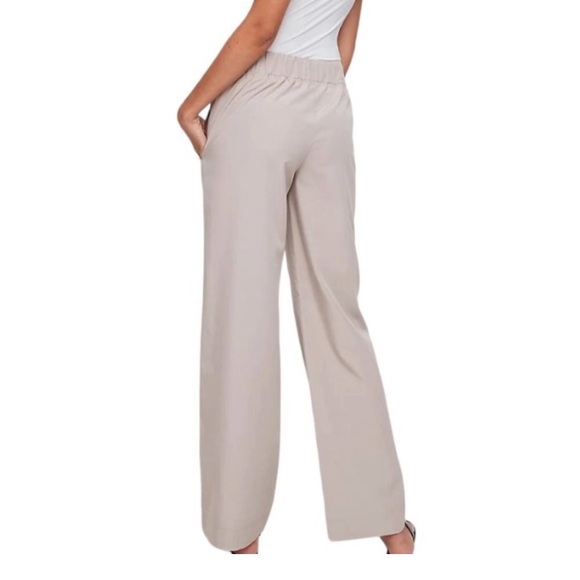 NWT. Babaton ‘Selena’ wide leg pants - Picture 4 of 13